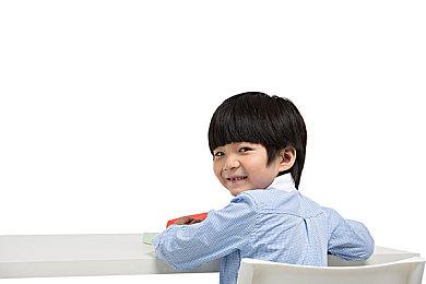 3DM速报：《战神》登PC明年1月发售 《巫师3》次世代延期到明年